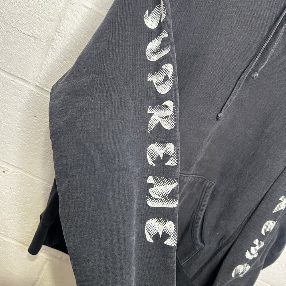Supreme Gradient Sleeve Logo Hooded Sweatshirt “Black” FW18 - Picture 4 of 14